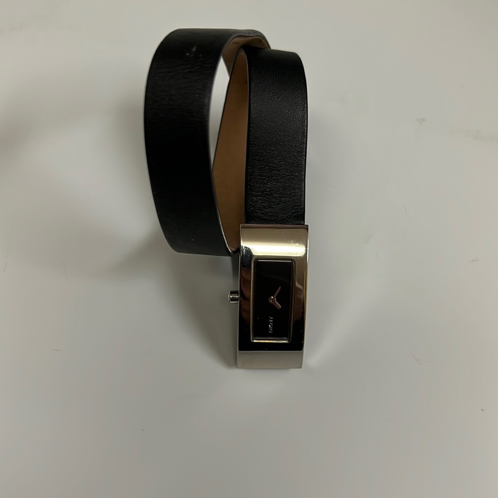 Vintage Donna Karan New York Silver Stainless Steel Watch like new. Doub…